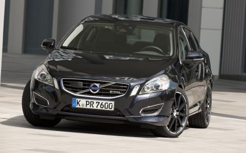 Volvo S60 Sondermodell by HEICO SPORTIV, Frontansicht (1)