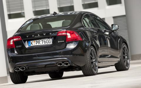 Volvo S60 Sondermodell by HEICO SPORTIV, Heckansicht (1)