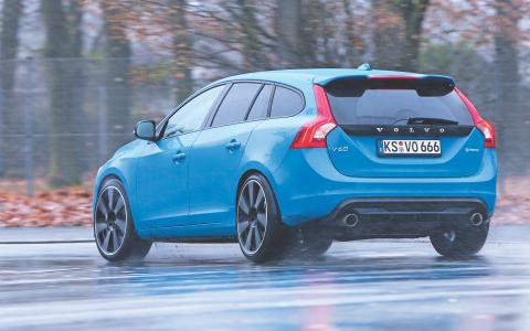 HEICO SPORTIV Volvo V60 Polestar Drive (2)