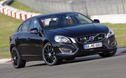 HEICO SPORTIV Volvo S60 (134) black, Frontansicht Nürburgring (1)